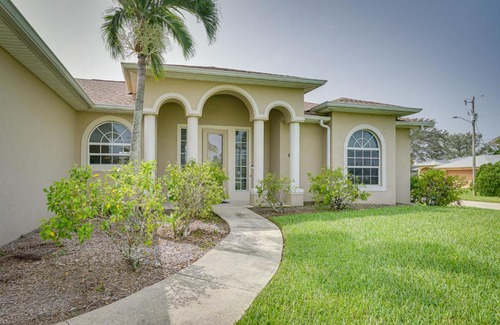 Trafalgar House | Lanai and Pool Family-Friendly Home in Cape Coral