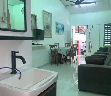 Bedung House | Lanang Islamic Homestay