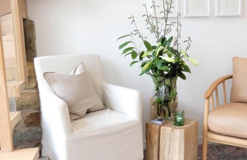 Bay Horse House | Lancaster Barn