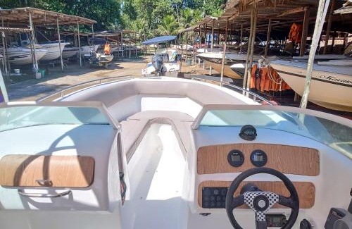 Mambucaba Boat Rental | Lancha soma paraty