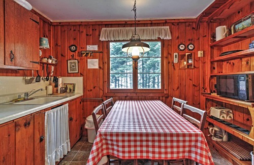 Land O Lakes House | Land O' Lakes Hideaway w/Boat Dock & Lake Views!