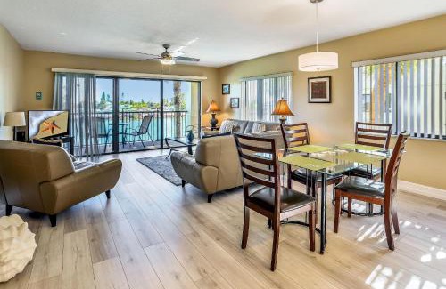 Sunset Beach House | Land's End 3-206 Bay Front - Premier
