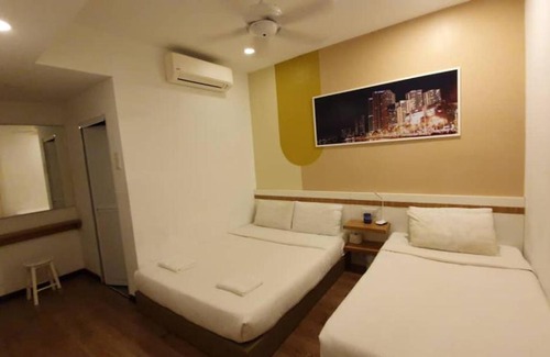 Downtown George Town House | Landed Home near Gurney and Georgetown for 18pax WL