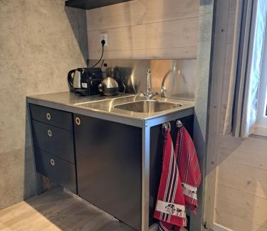 Middelie Bed & Breakfast | Landelijk Tiny house in gemeente Edam/Volendam