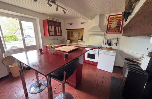 Geaune House | Landes-style country house with pleasant enclosed garden!