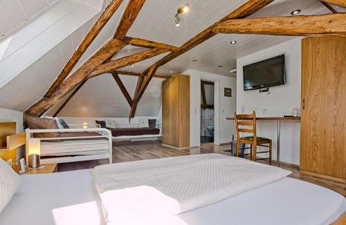 Rastatt House | Landgasthaus Kreuz beim Tom