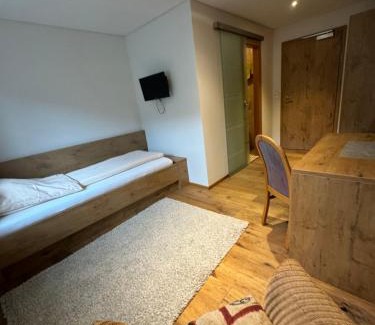 Immendingen Bed & Breakfast | Landgasthof Hauser
