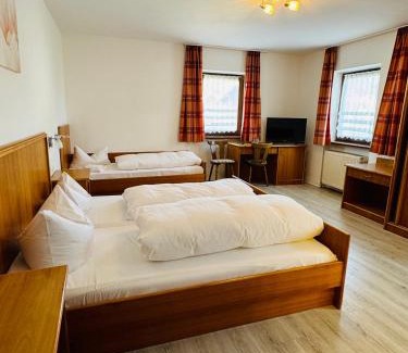 Deggendorf Hotel | Landgasthof Hotel Zwickl