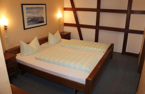 Idar-Oberstein House | Landgasthof Schuck