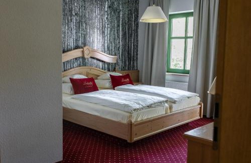 Petershagen Hotel | Landgasthof zum Mühlenteich