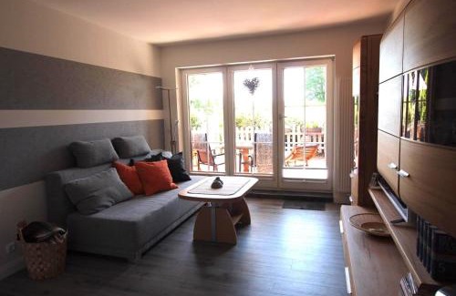 Ponitz am See Apartment | Landhaus am See - mit Strandkorb an der Ostsee