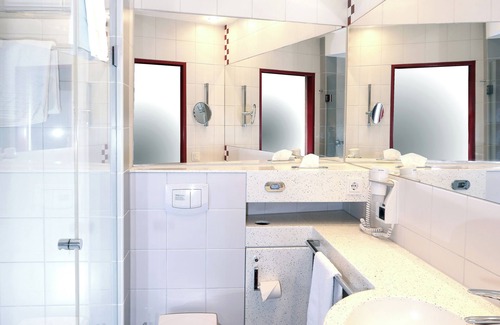 Rhein-Erft-Kreis District Hotel | Landhaus Danielshof