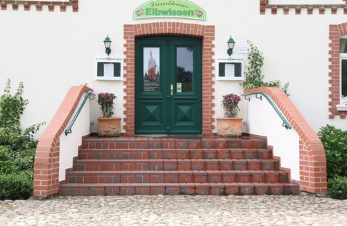 Gulstorf House | Landhaus Elbwiesen, Göpelhaus, Trakt 2