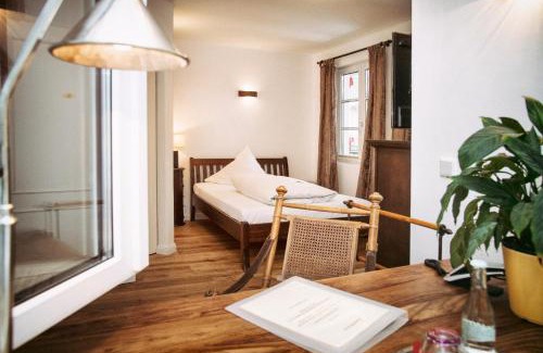 Wolfratshausen Hotel | Landhaus Hotel Wolfratshausen