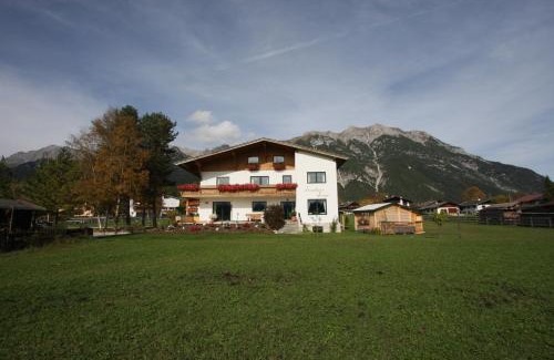 Leutasch Apartment | Landhaus Loipe