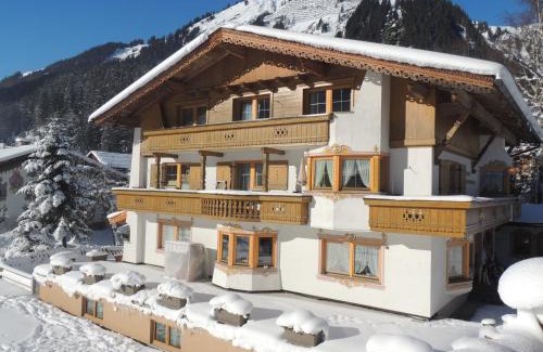 Holzgau House | Landhaus Marion