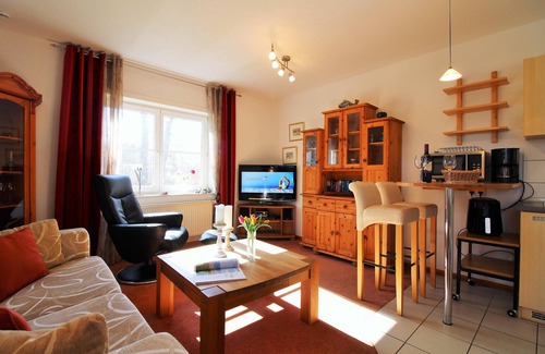 Kaegsdorf Apartment | Landhaus Ostseeblick WE 13: friendly 2-room apartment with balcony close to the beach