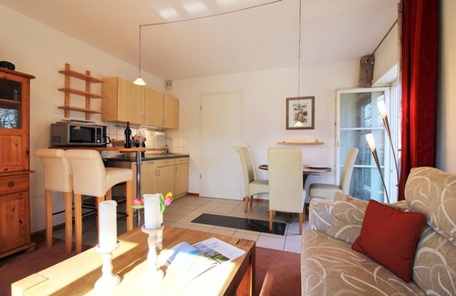 Kaegsdorf Apartment | Landhaus Ostseeblick WE 13: friendly 2-room apartment with balcony close to the beach