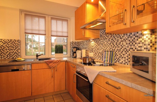 Doese Apartment | Landhaus Rosenhof apartment 6 - Large vacation apartment near Grimmershörn Bay