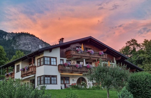 Bad Hindelang Apartment | Landhaus Schenk/Hochvogel