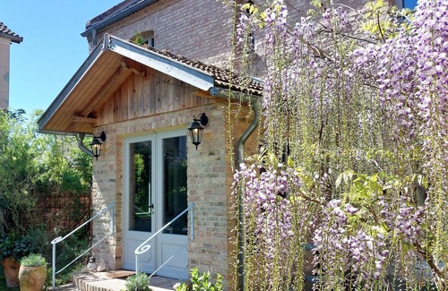 Wachow Apartment | Landhaus Sinneswandel in the middle of Havelland- Apartment Lavendel ground floor with garden