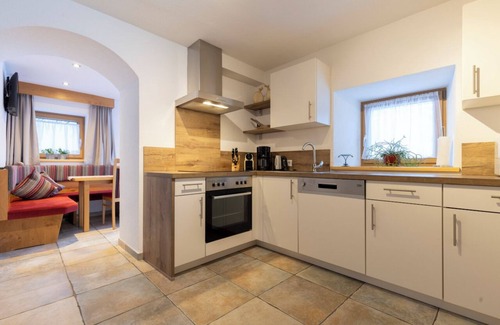 Umhausen Apartment | Landhaus Waldhart - Cozy apartment with garden & Summer Card