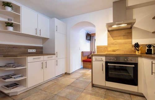 Umhausen Apartment | Landhaus Waldhart - Cozy apartment with garden & Summer Card