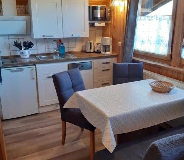 Vellahn House | Landhof Kützin Ferienhaus 4 Meise