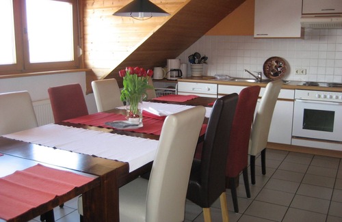 Rothenberg Apartment | Landhof Rothenberg apartment 1 with 3 bedrooms, living room, kitchen, bathroom and WC