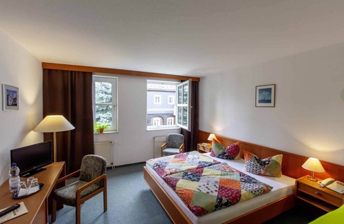 Cunewalde Hotel | Landhotel Alter Weber