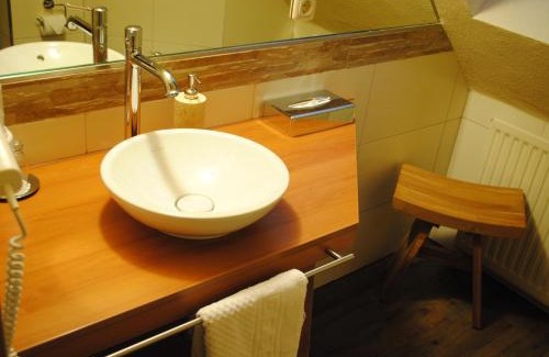 Vohenstrauss Hotel | Landhotel Lindenhof