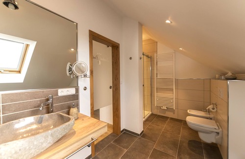 Vohenstrauss Hotel | Landhotel Lindenhof