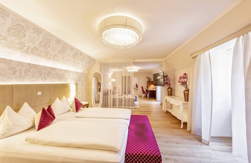 Old Town Hotel | Landhotel Mader