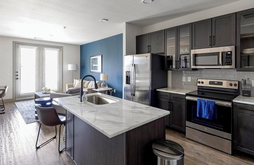 Denton Apartment | Landing | Amazing 1BD, Courtyard, Gym