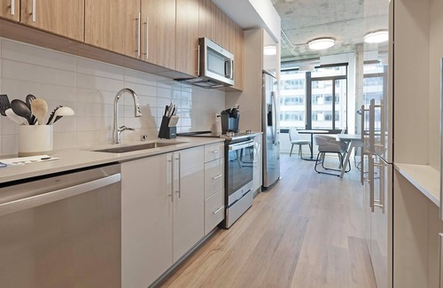 Baileys Crossroads Apartment | Landing | Amazing 1BD, Gym, Game Room