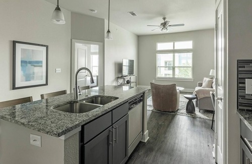 Nassau Bay Apartment | Landing | Amazing 1BD, Gym, Clubhouse
