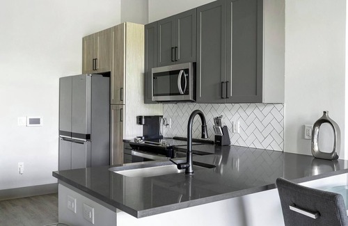 Nashville Apartment | Landing | Amazing 1BD, Pool, Gym