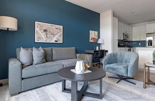 MLK Apartment | Landing | Amazing 1BD, Rooftop Lounge, Courtyard