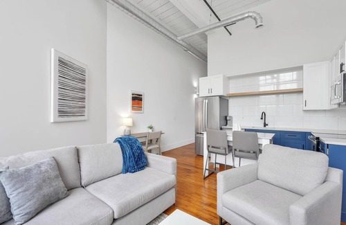 Greenville Apartment | Landing | Amazing 1BD, Gym, Yoga Studio