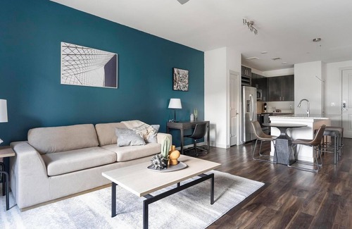 Wetmore Apartment | Landing | Amazing 1BD, Pool, Game Room