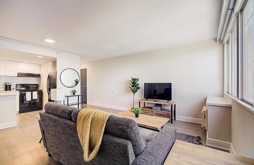 St. Petersburg Apartment | Landing | Amazing 2BD, Yoga Studio, Clubhouse
