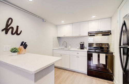 St. Petersburg Apartment | Landing | Amazing 2BD, Yoga Studio, Clubhouse