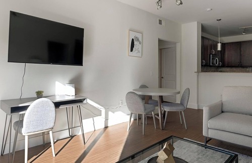 Park Central Apartment | Landing | Amazing 2BD, Courtyard, Pool