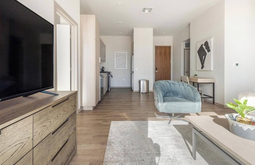 Spring Valley Apartment | Landing | Amazing 2BD, Gym, Pool