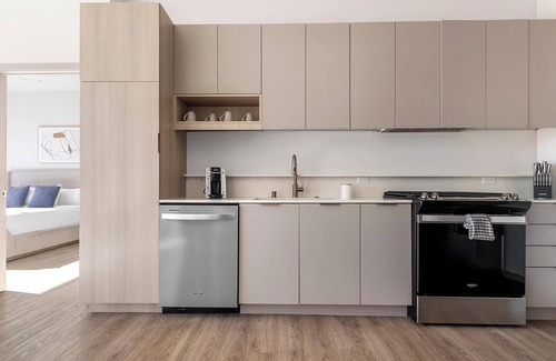 Spring Valley Apartment | Landing | Amazing 2BD, Gym, Pool