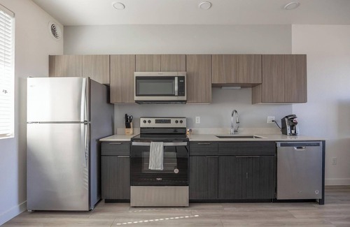 Goodyear Apartment | Landing | Amazing 2BD, Gym, Yoga Studio