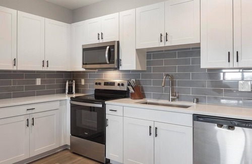 Townsite Apartment | Landing | Amazing 2BD, Pool, Rooftop Lounge