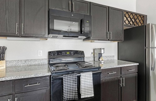 Fort Worth Apartment | Landing | Amazing 2BD, Game Room, Pool