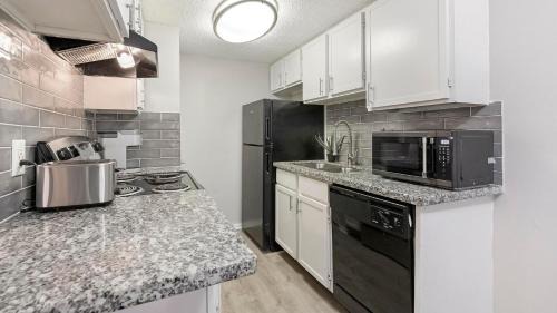 Southside Apartment | Landing Apartments - South San Antonio