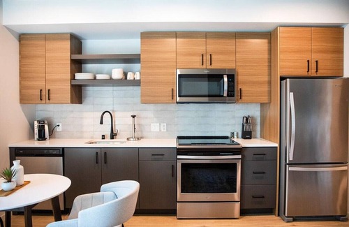 Tenderloin Apartment | Landing at 50 Jones - Studio in Tenderloin